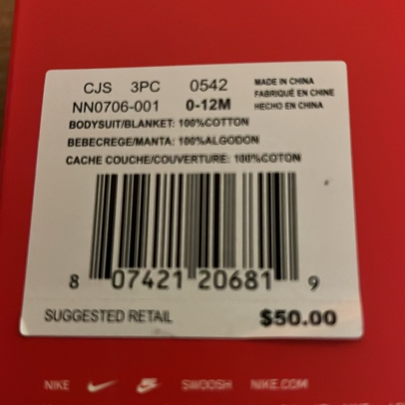 Nike First Year Bodysuit And Blanket Set New In Box - Picture 3 of 3